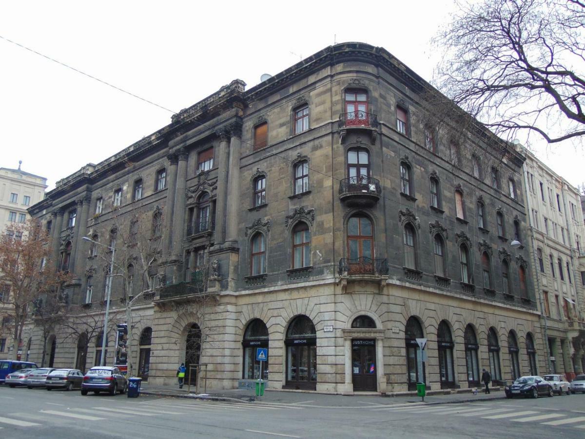 Parliament Apartment Budapeste Exterior foto
